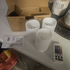 Remote Operated Elegant LED Flameless Candle Set - White